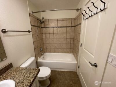 412 Center Road #D5, Everett, WA 98204 - Photo 23