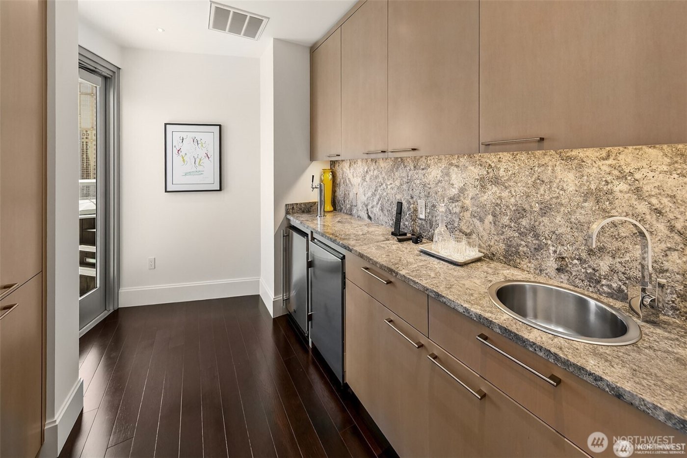 1521 2nd Avenue #3801, Seattle, WA 98101