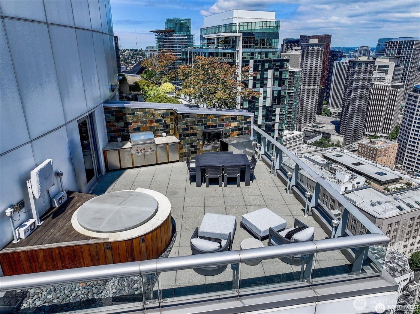 1521 2nd Avenue #3801, Seattle, WA 98101