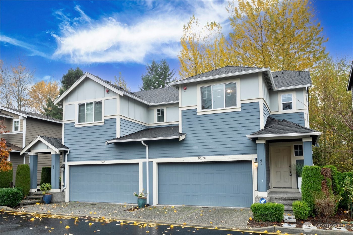19717 27th Place W #B, Lynnwood, WA 98036-7885