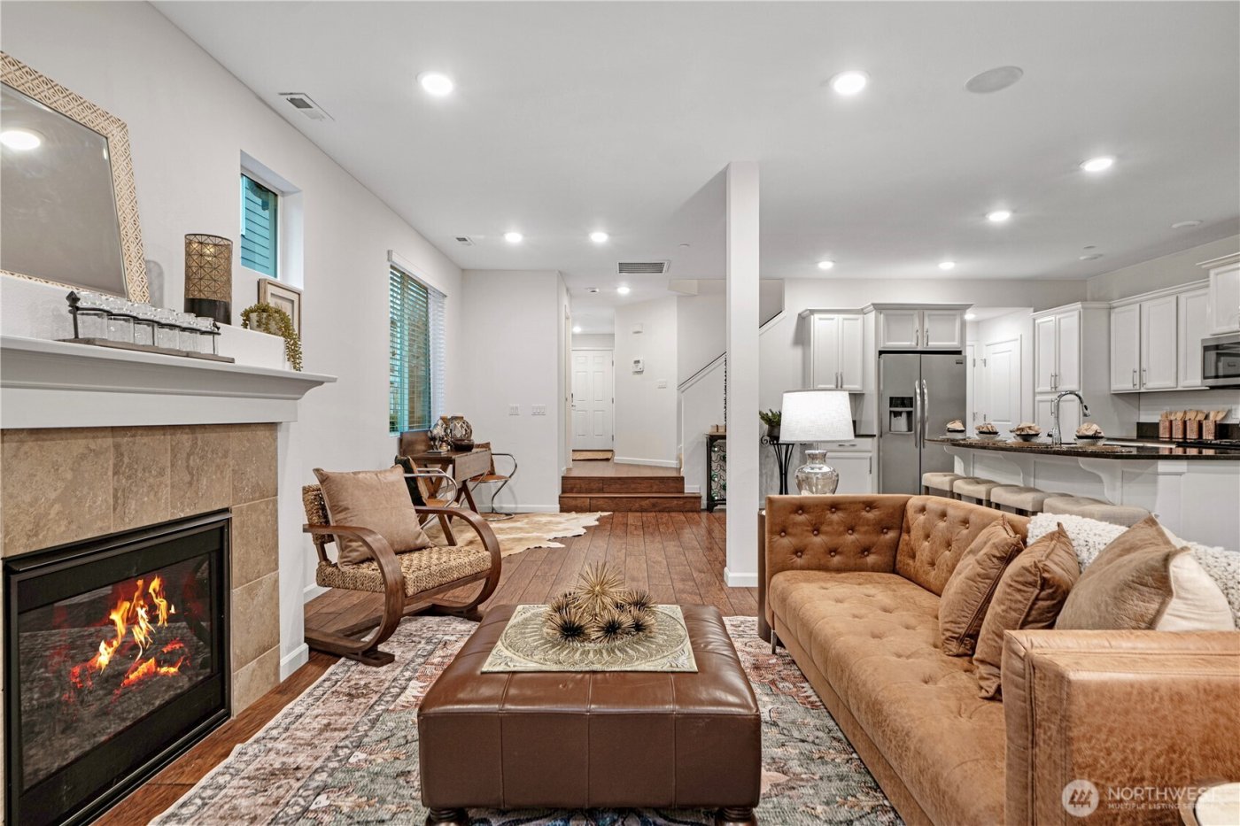 19717 27th Place W #B, Lynnwood, WA 98036-7885