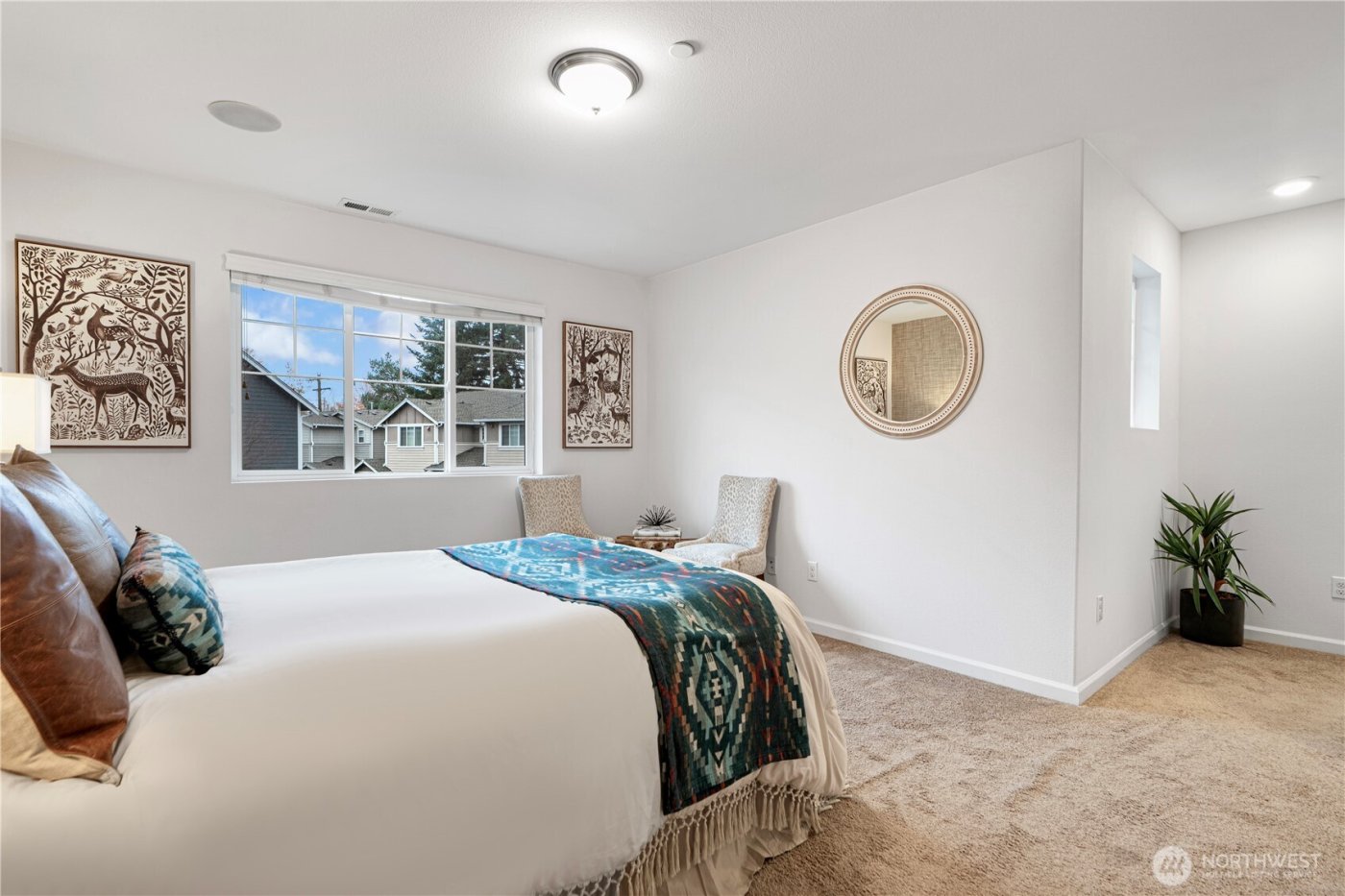 19717 27th Place W #B, Lynnwood, WA 98036-7885