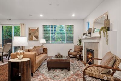 19717 27th Place W #B, Lynnwood, WA 98036-7885 - Photo 5