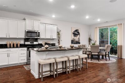 19717 27th Place W #B, Lynnwood, WA 98036-7885 - Photo 9