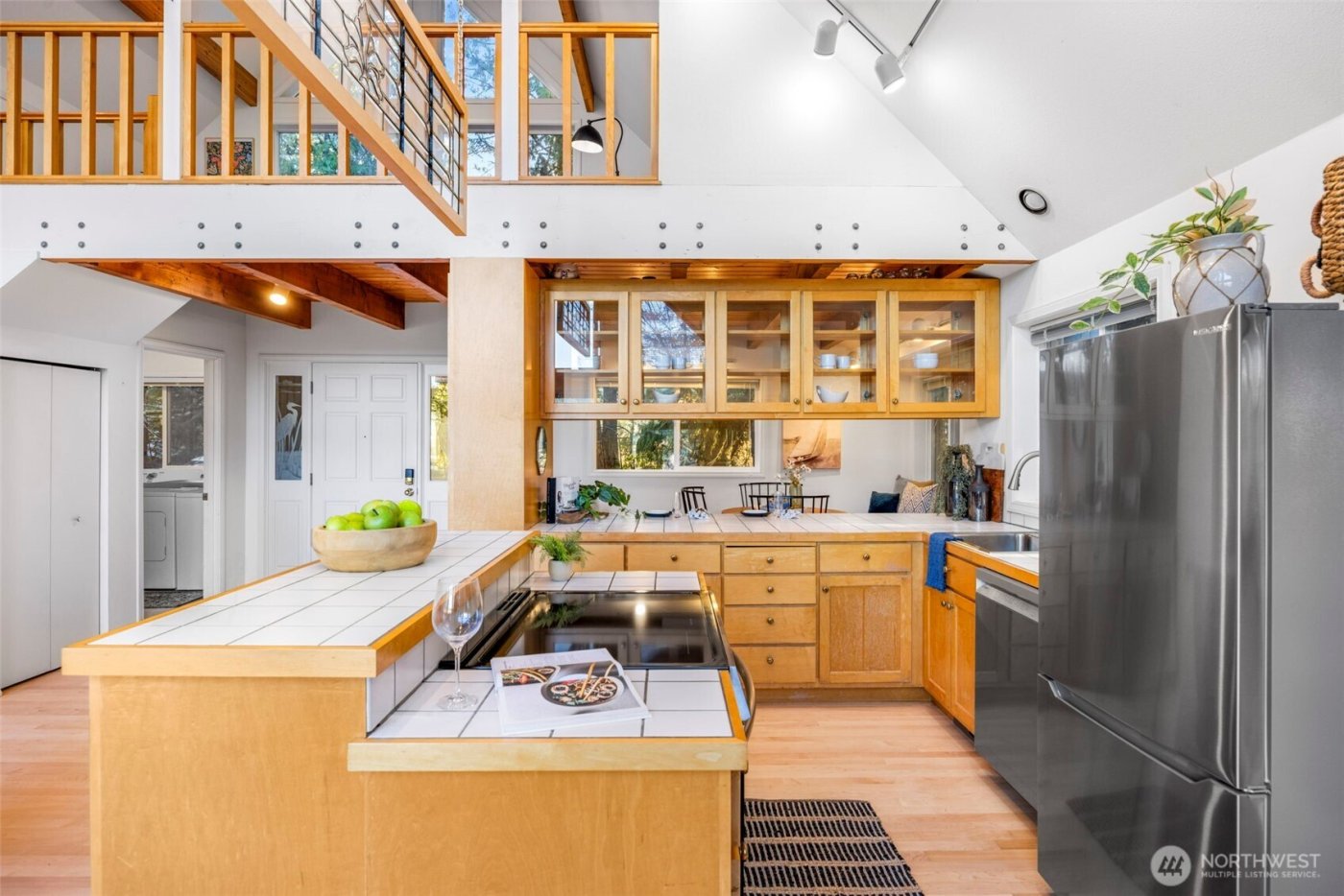 16273 Reitan Road NE, Bainbridge Island, WA 98110