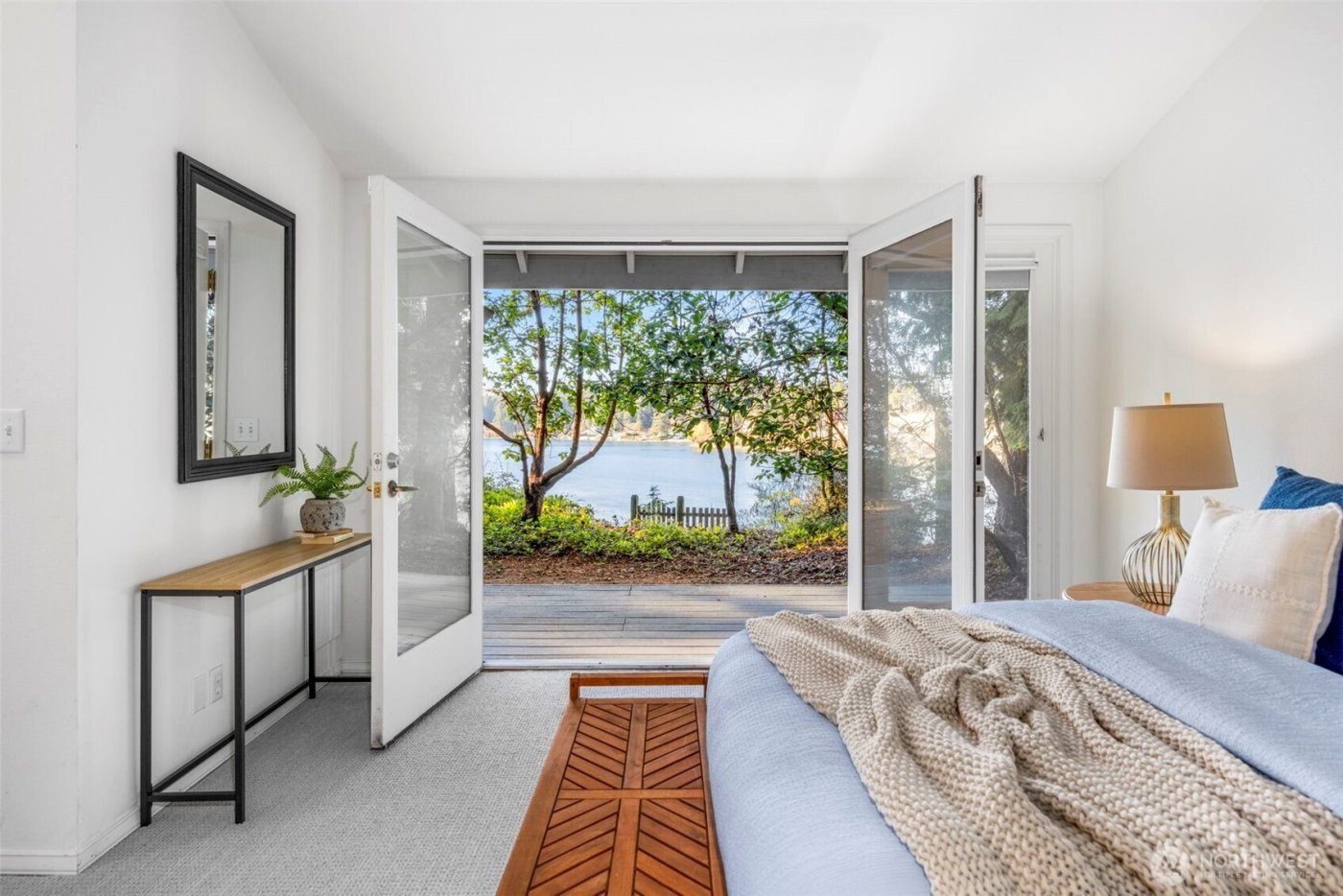 16273 Reitan Road NE, Bainbridge Island, WA 98110