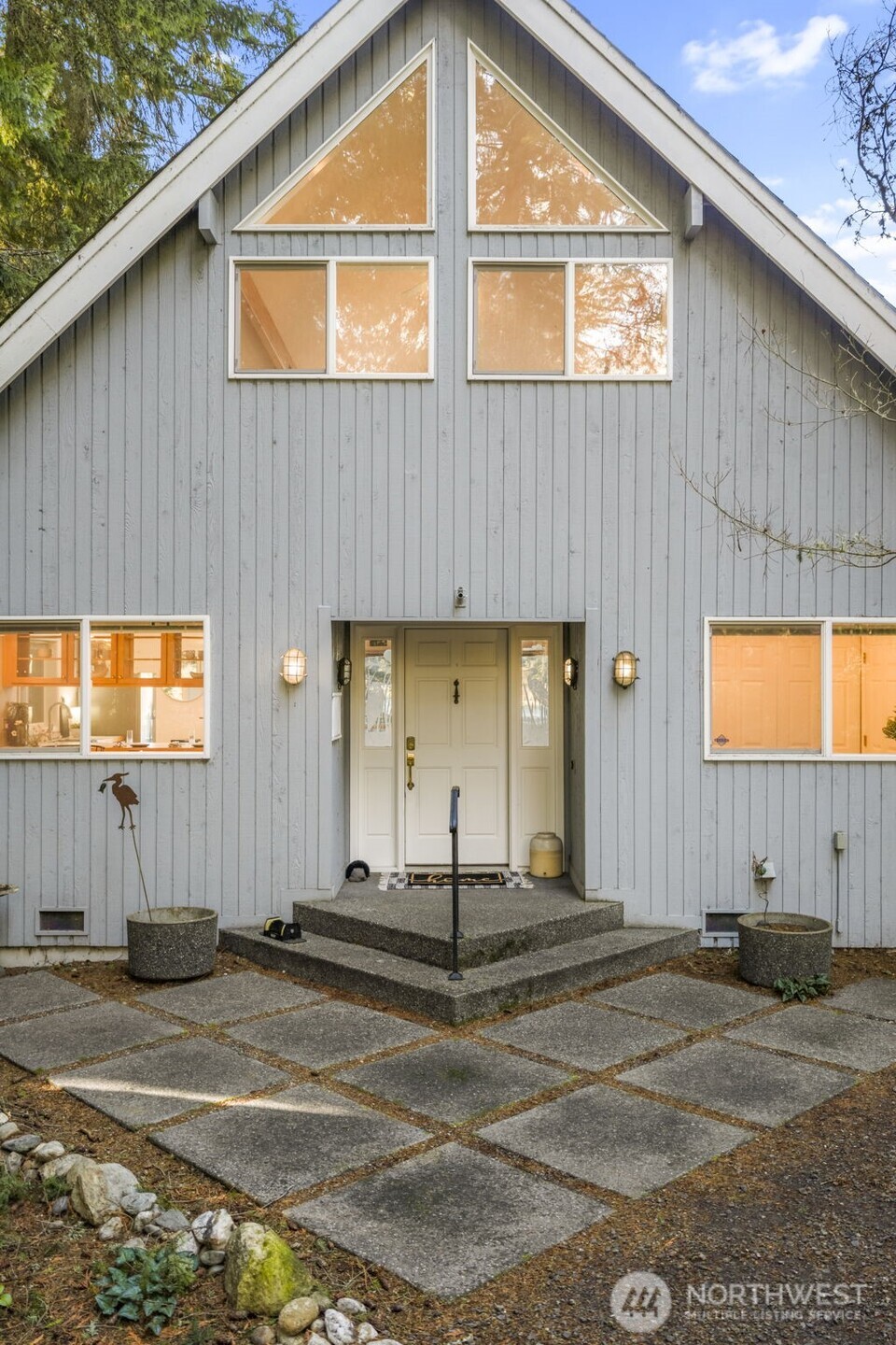 16273 Reitan Road NE, Bainbridge Island, WA 98110