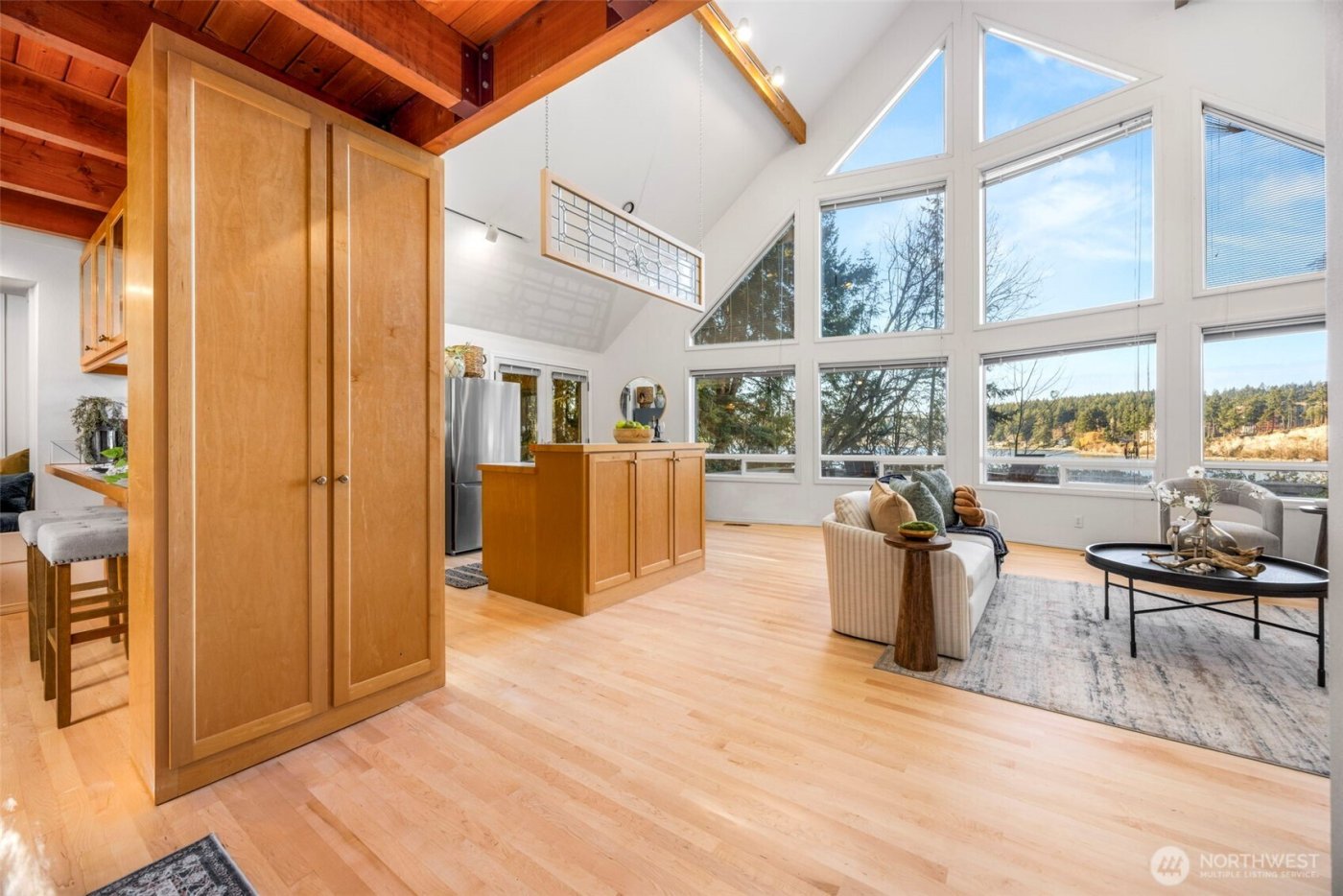 16273 Reitan Road NE, Bainbridge Island, WA 98110