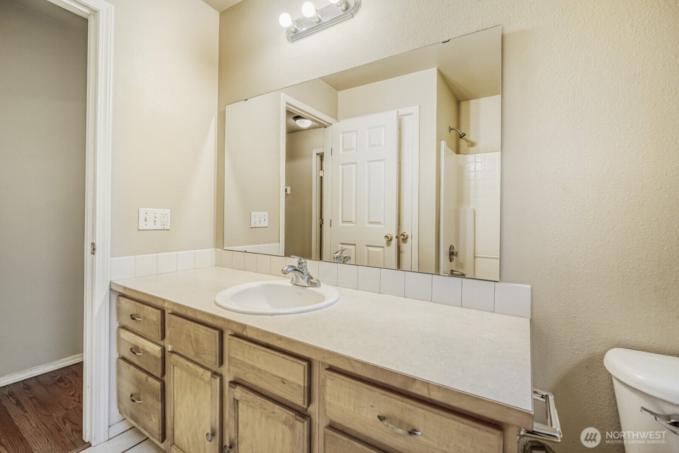 13421 Des Moines Memorial Drive S, Burien, WA 98168