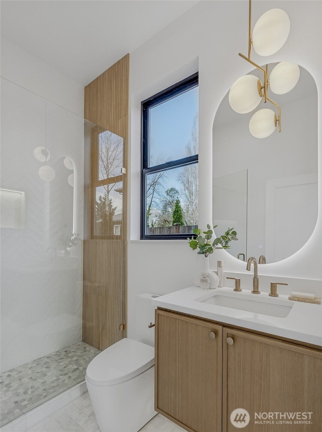 3695 122nd Avenue SE, Bellevue, WA 98006