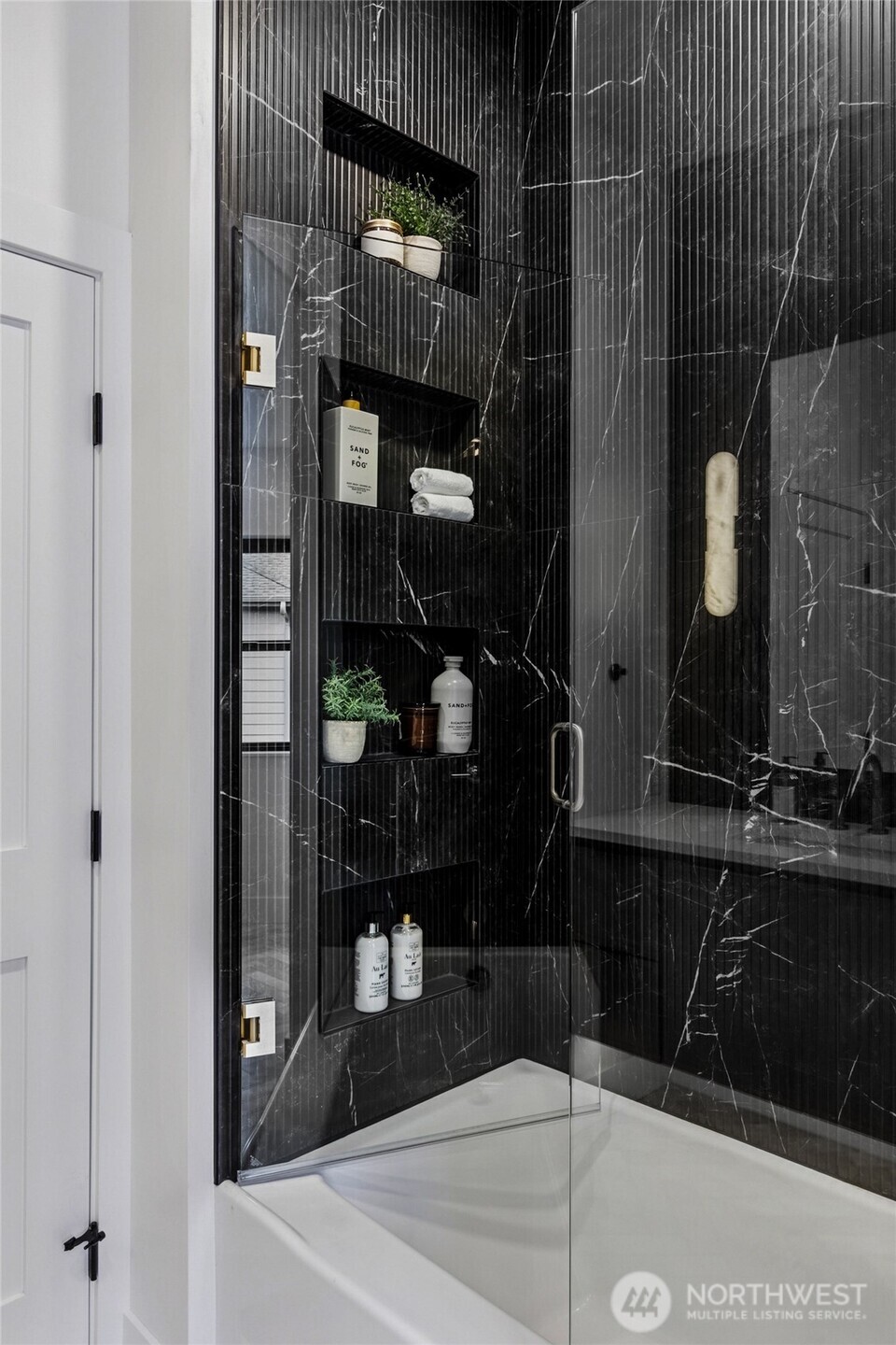 3695 122nd Avenue SE, Bellevue, WA 98006