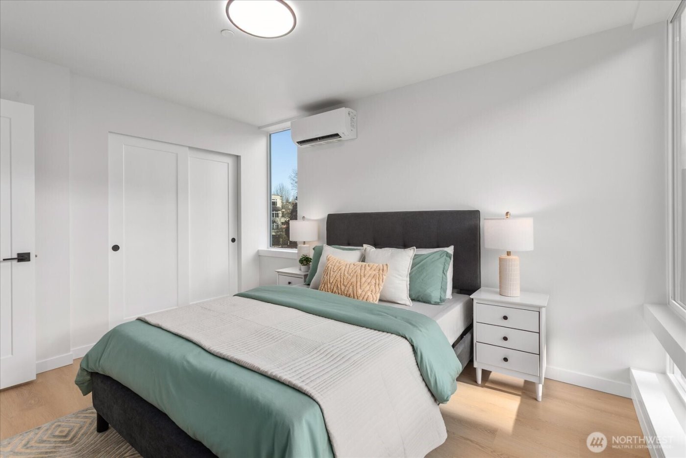 3114 Queen Anne Avenue N, Seattle, WA 98119