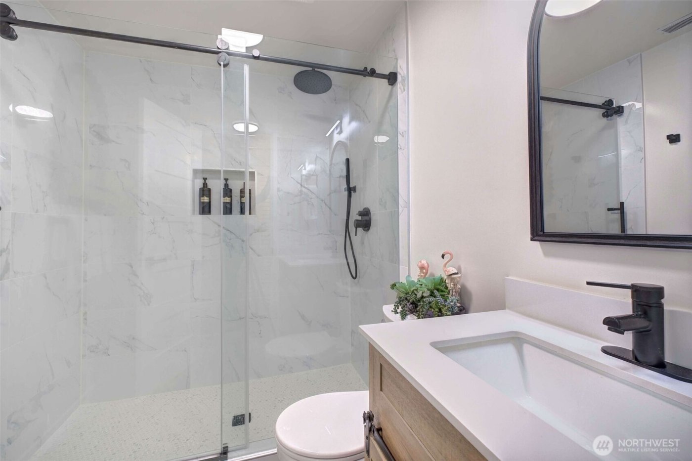 13901 Somerset Lane SE, Bellevue, WA 98006