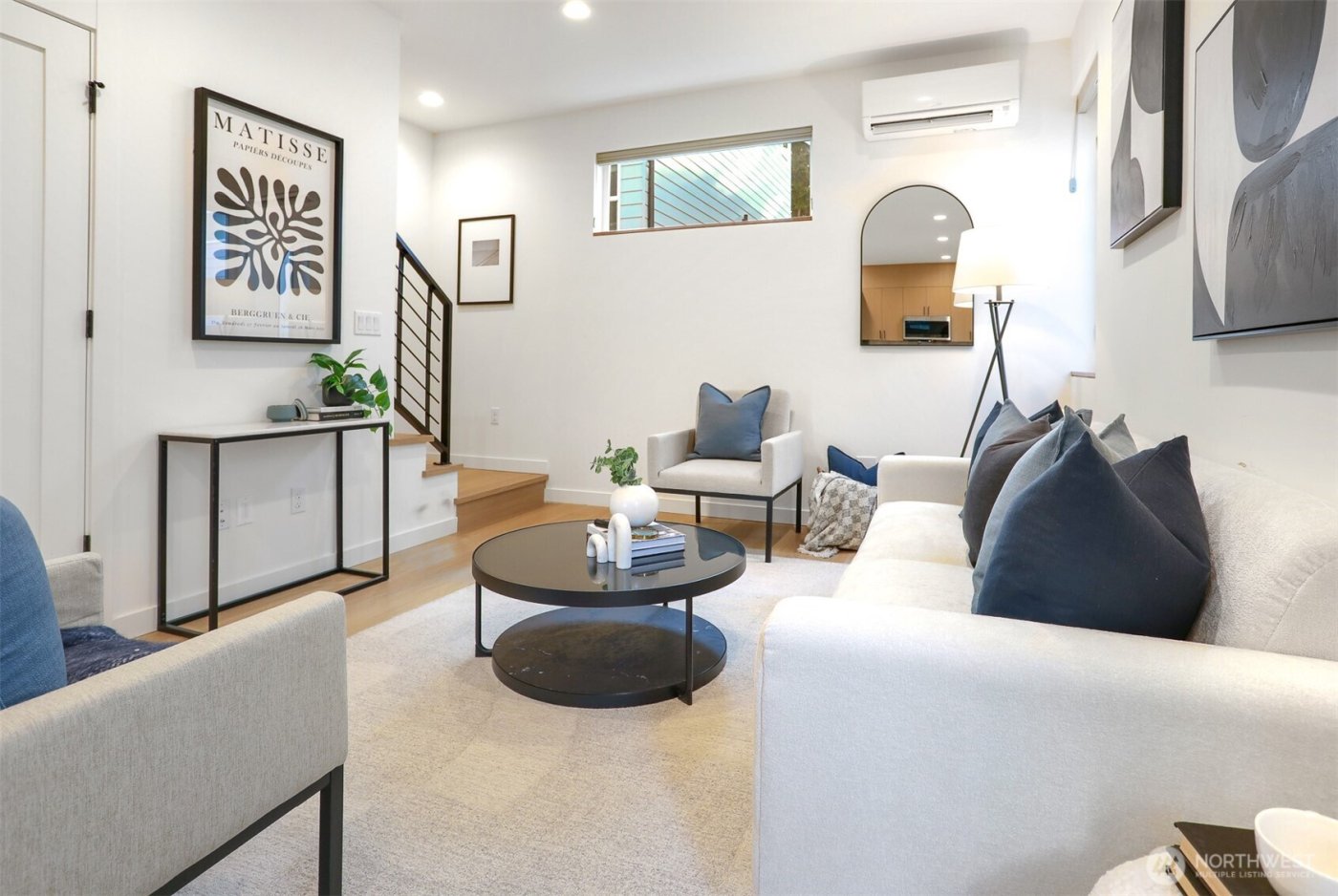 10344 Wallingford Avenue N, Seattle, WA 98133