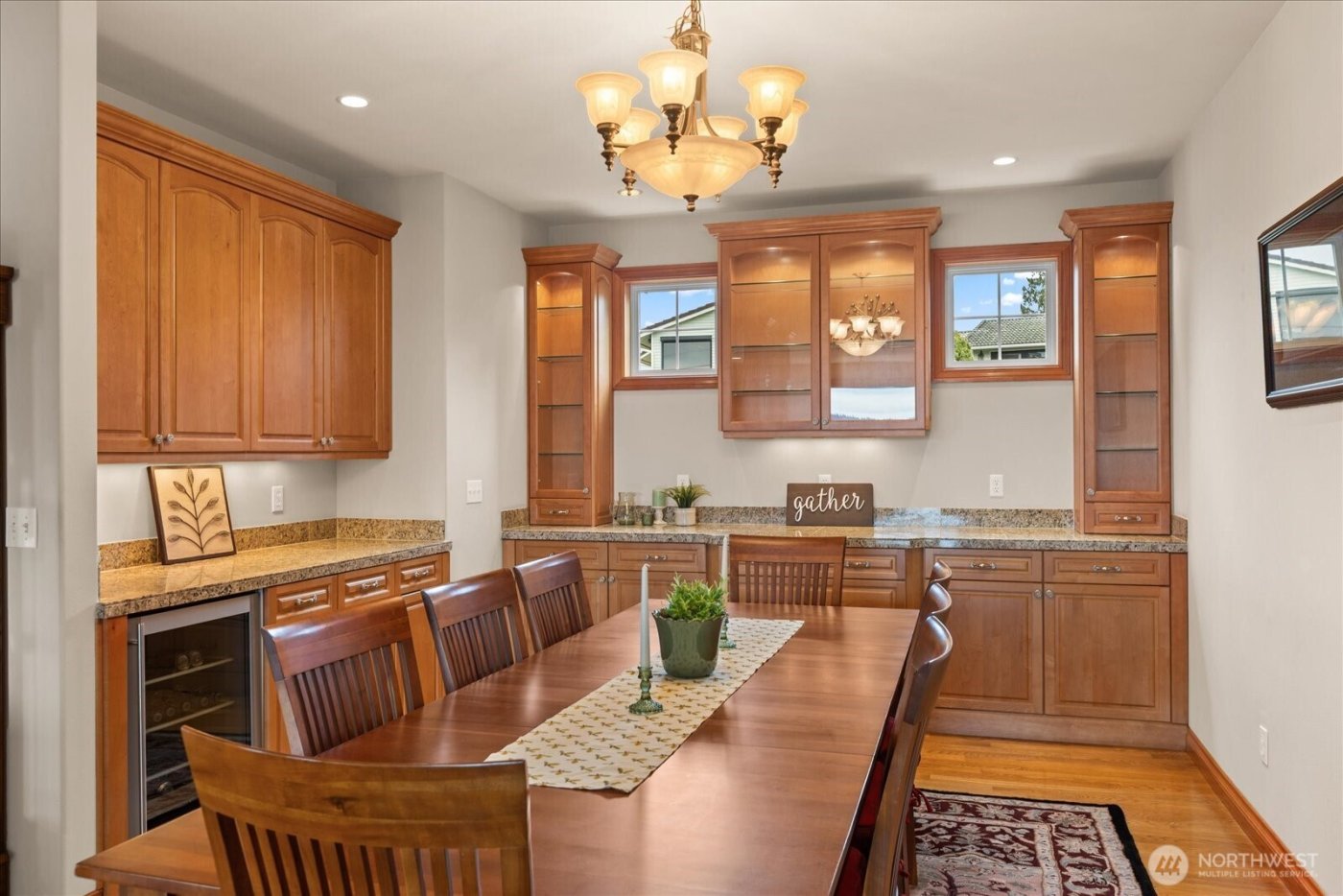 603 Washington Avenue , Mukilteo, WA 98275-2215