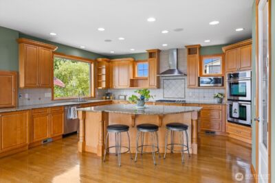 603 Washington Avenue , Mukilteo, WA 98275-2215 - Photo 5