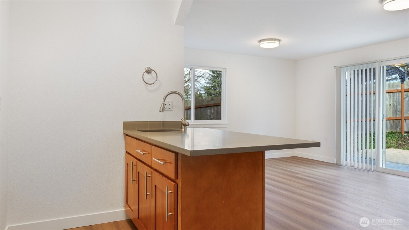 5909 Glenwood Avenue , Everett, WA 98203