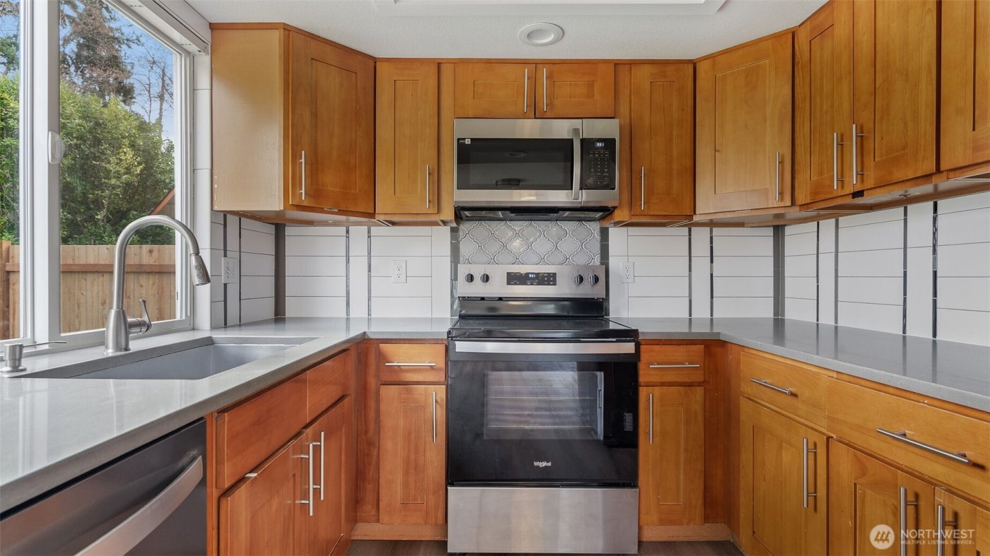 5909 Glenwood Avenue , Everett, WA 98203