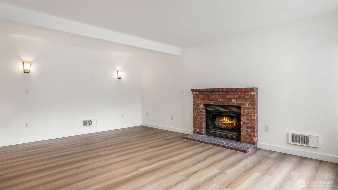 5909 Glenwood Avenue , Everett, WA 98203