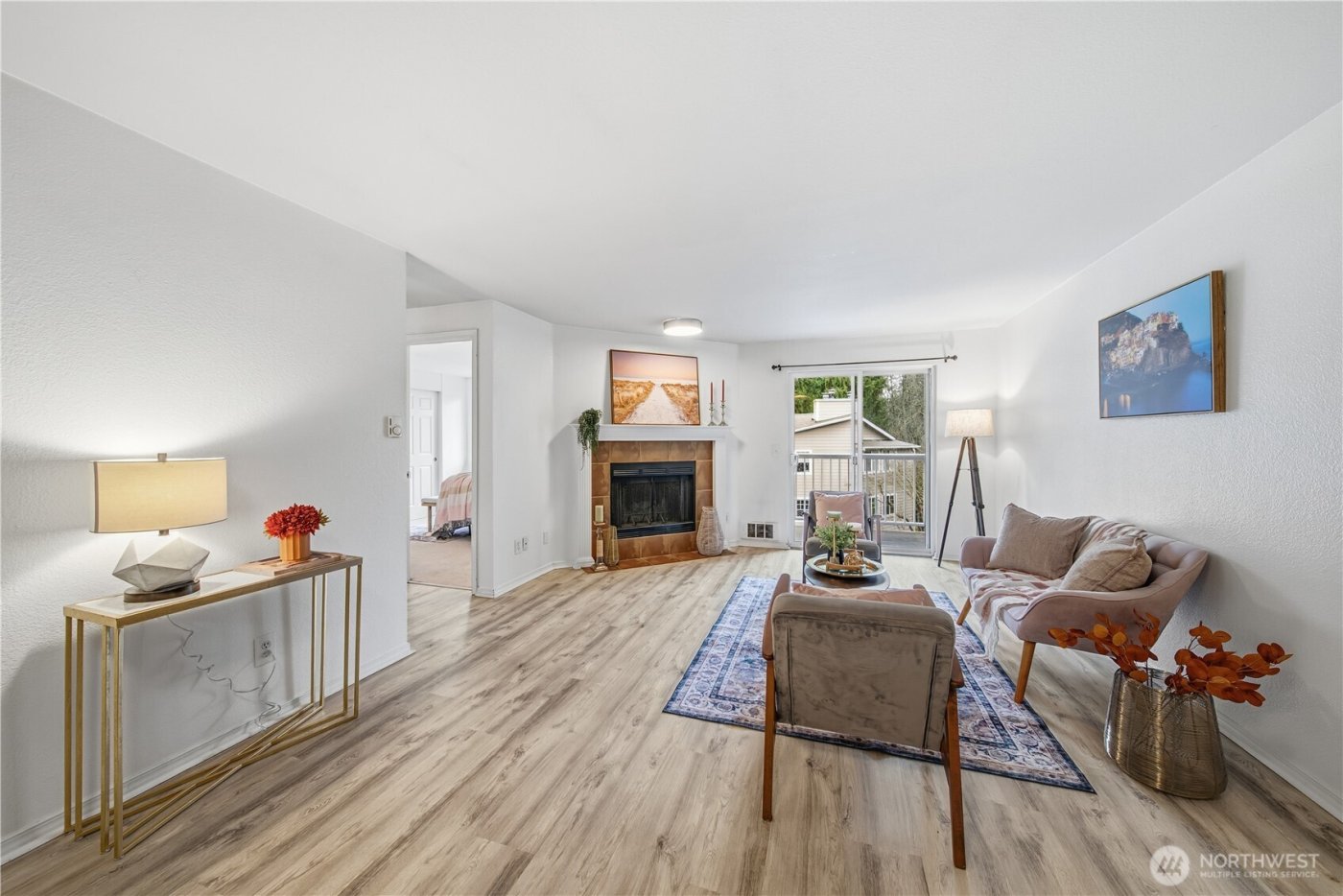 1144 N 198th Street #E304, Shoreline, WA 98133-3650