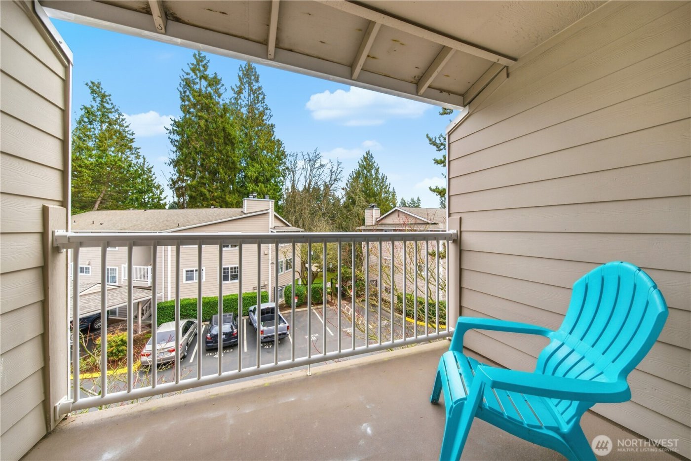 1144 N 198th Street #E304, Shoreline, WA 98133-3650