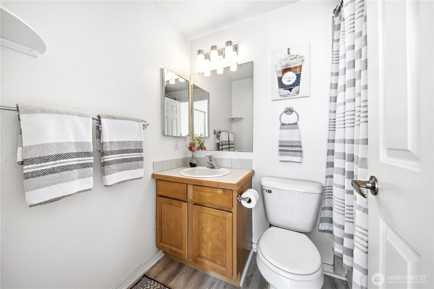 1144 N 198th Street #E304, Shoreline, WA 98133-3650