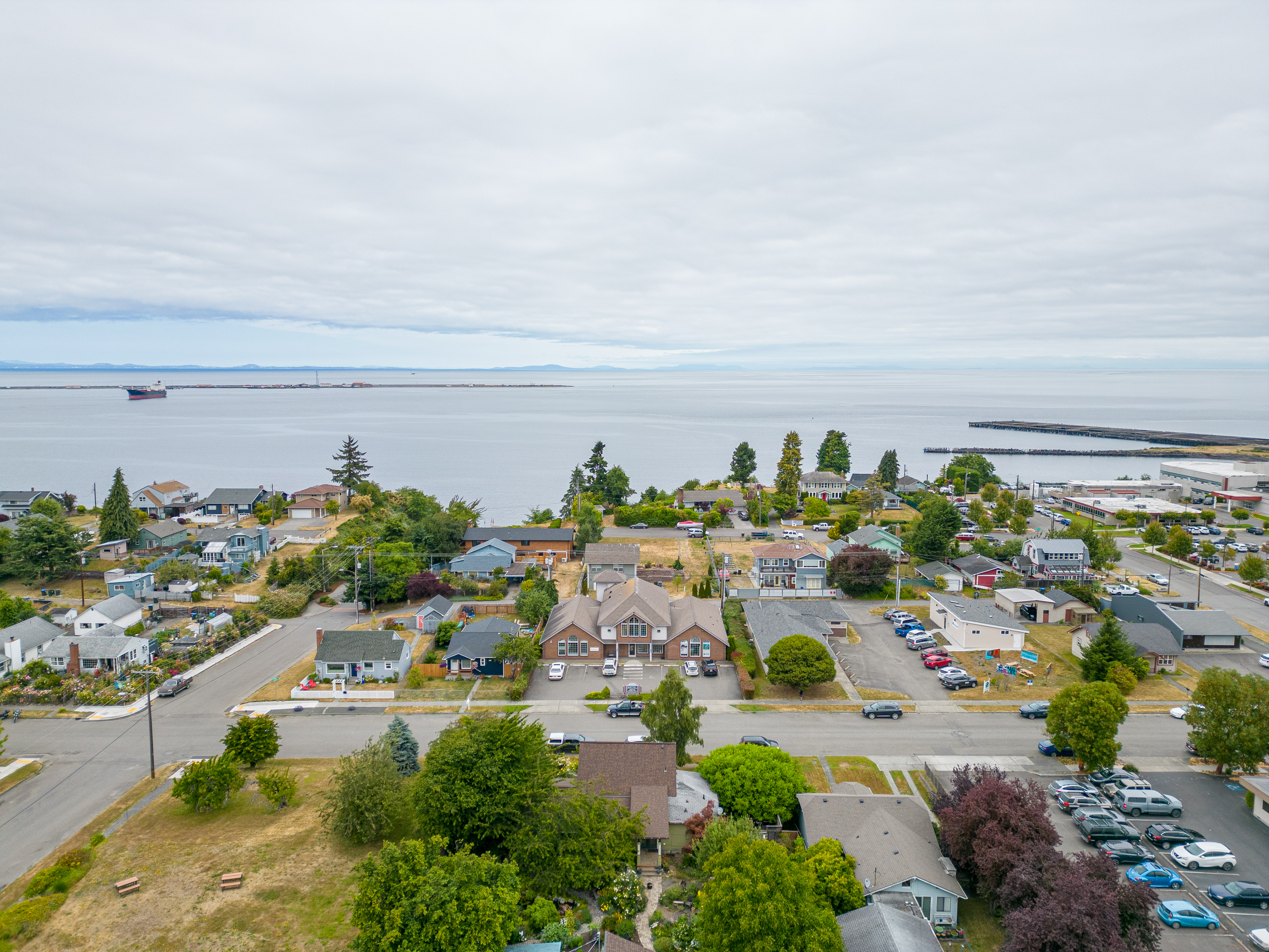 811 Georgiana St B & C