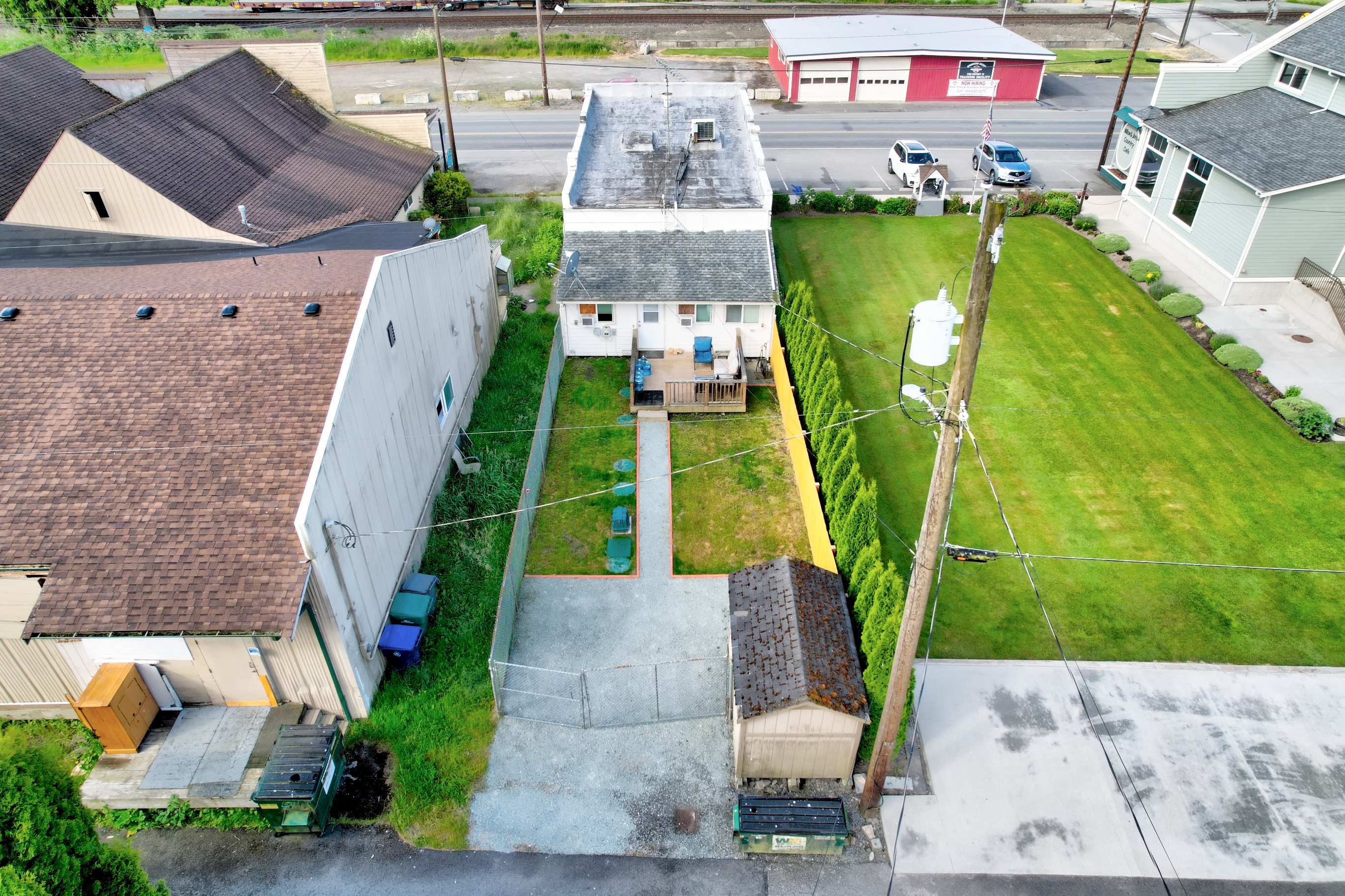 1415 Pioneer Hwy