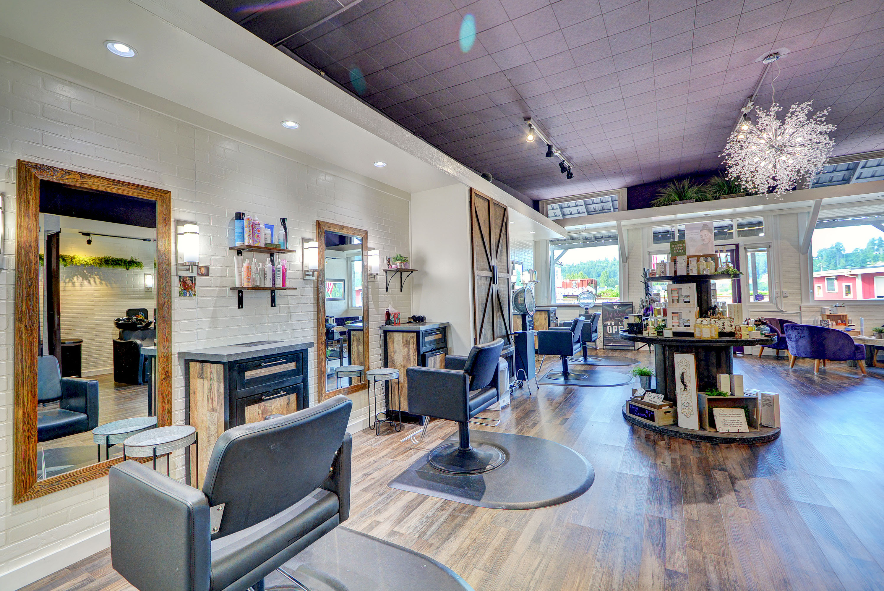 1415 Pioneer Hwy