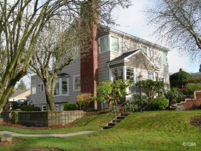 1702 4th Ave E
