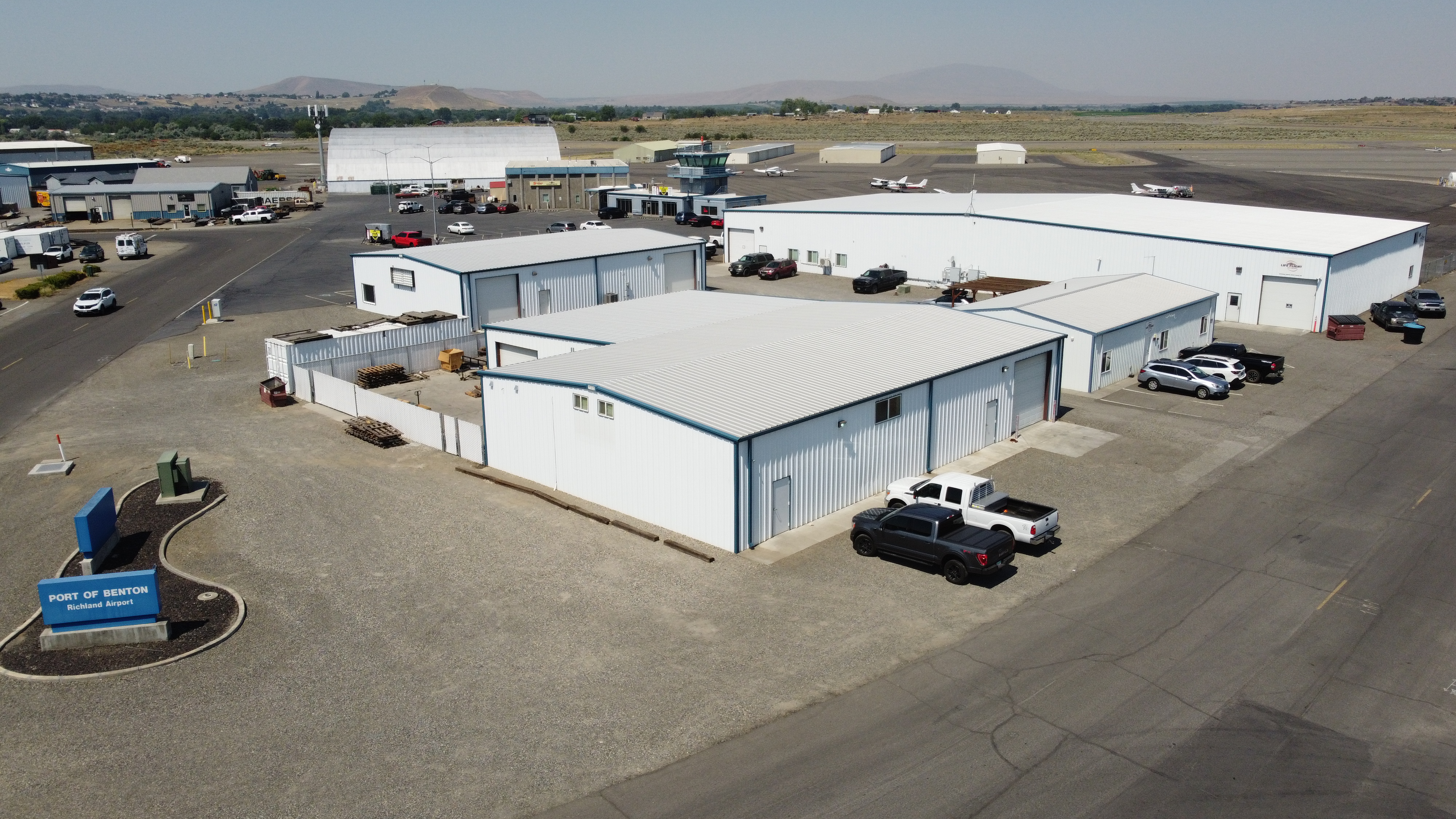 1893 Airport Way & 1941 Terminal Dr