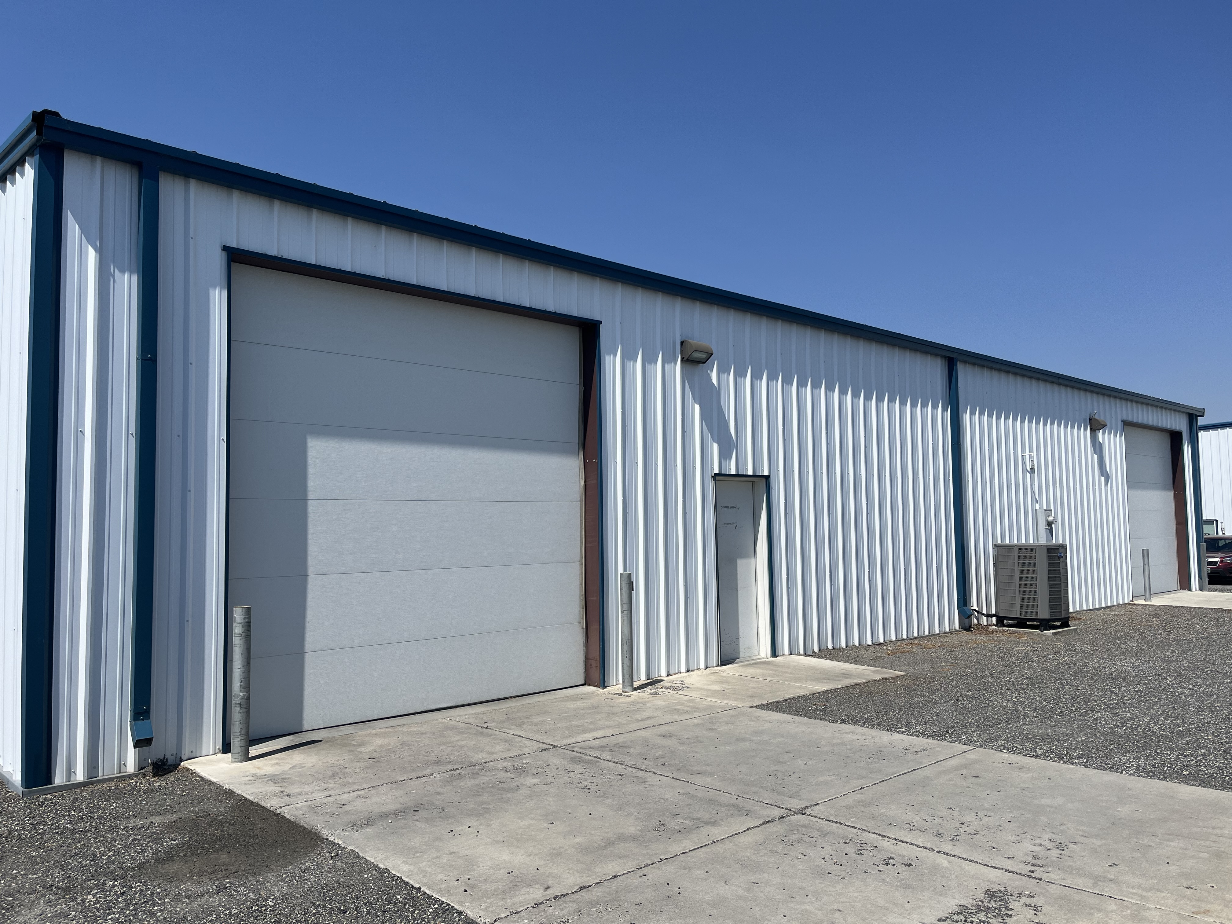 1893 Airport Way & 1941 Terminal Dr