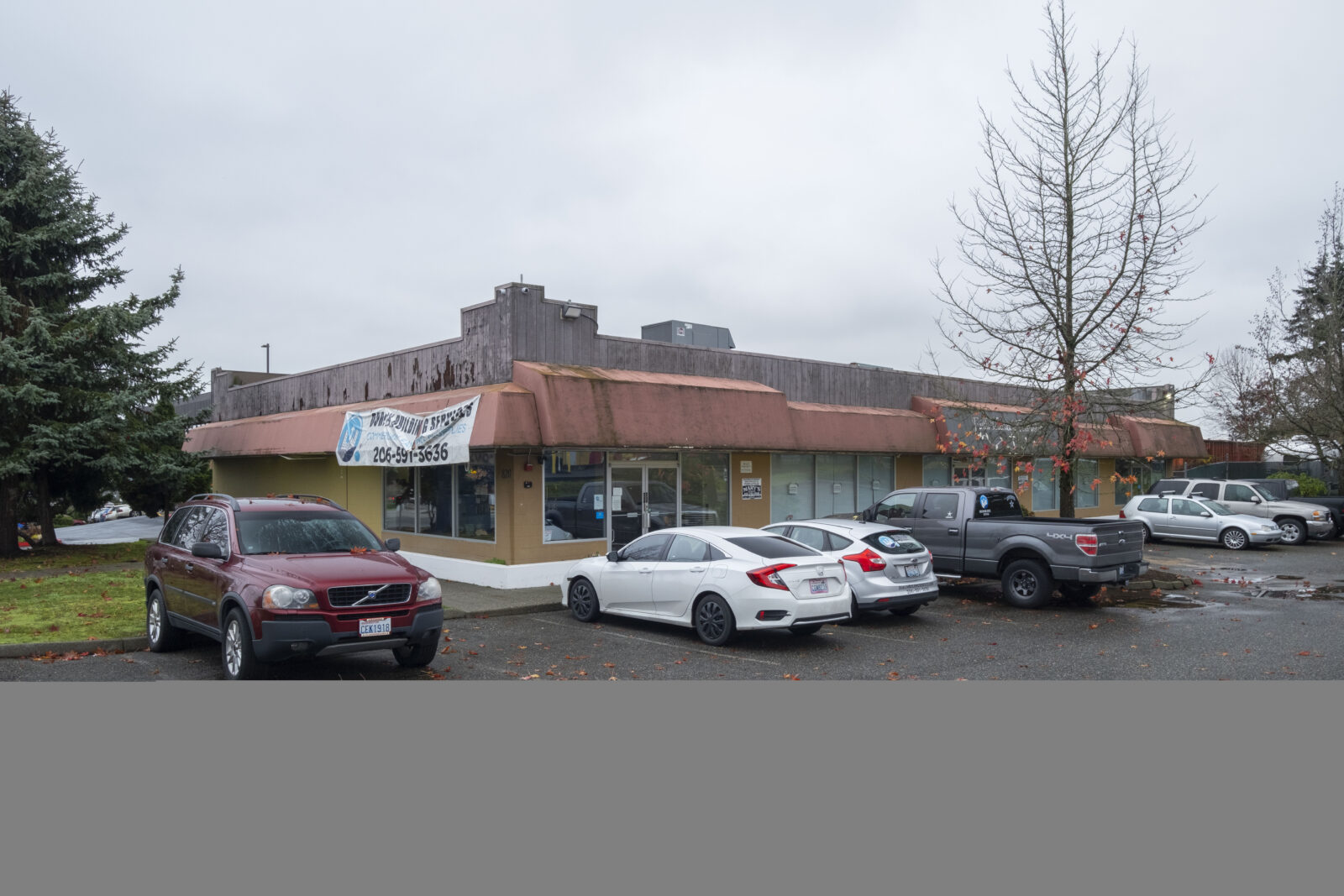 810 N Broadway