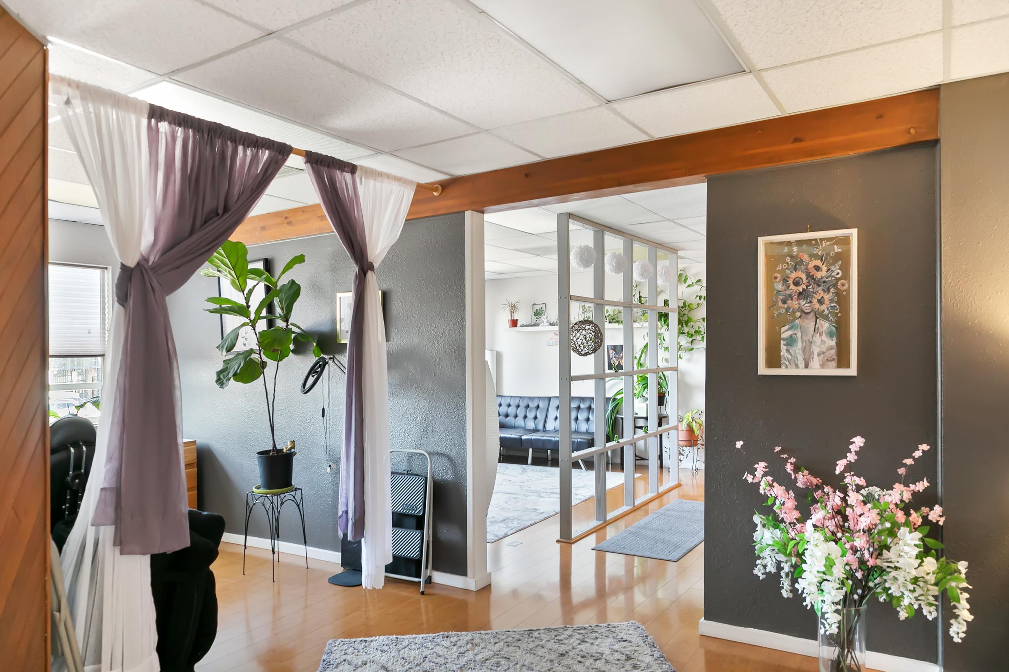 1007 Scott