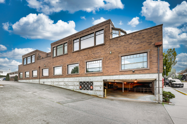 111 Main St A