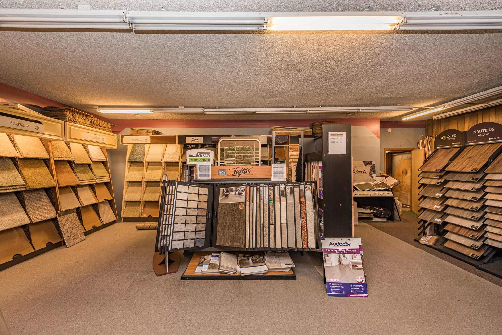 213 E Washington St 4