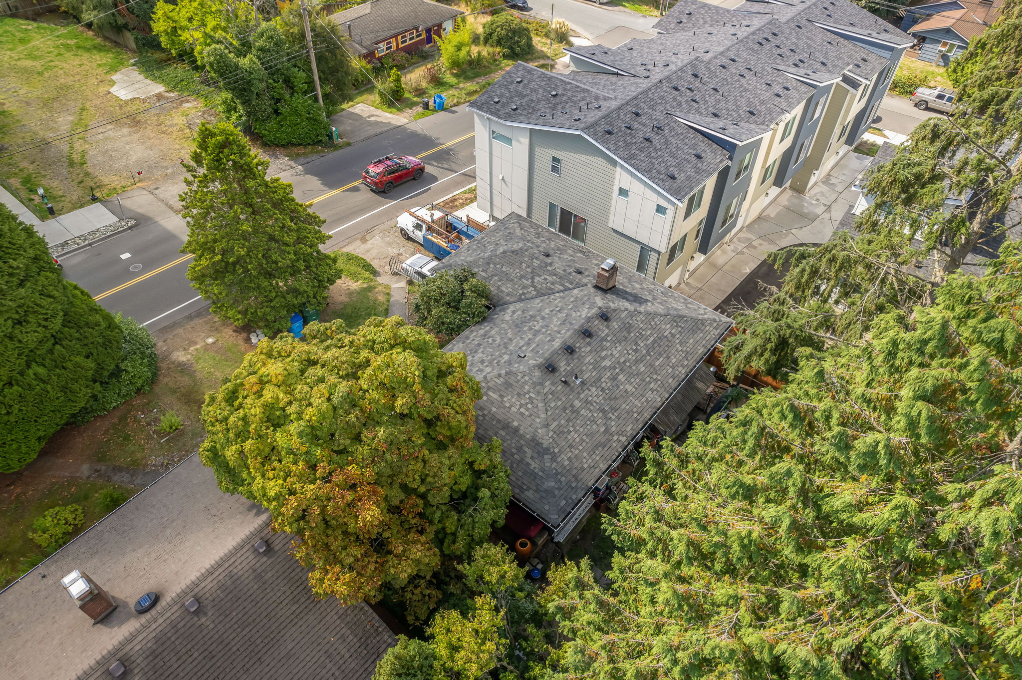 1216 NE 180 St