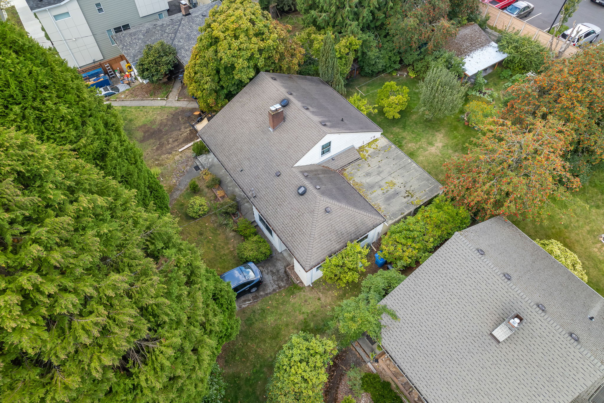 1216 NE 180 St