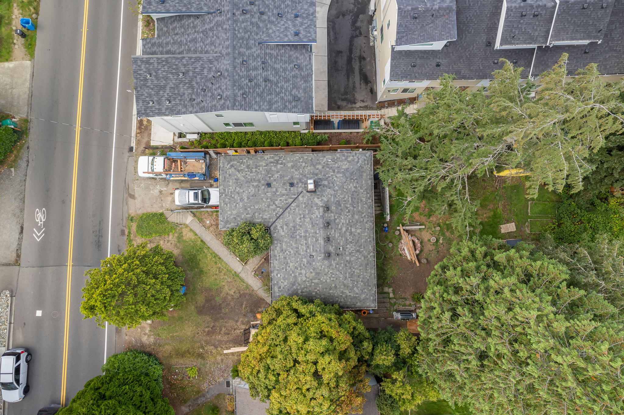 1216 NE 180 St
