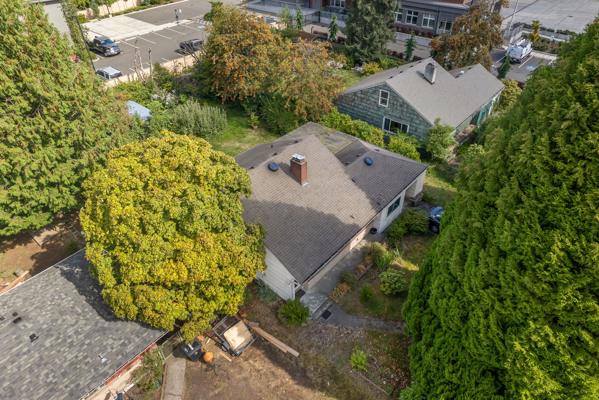 1216 NE 180 St