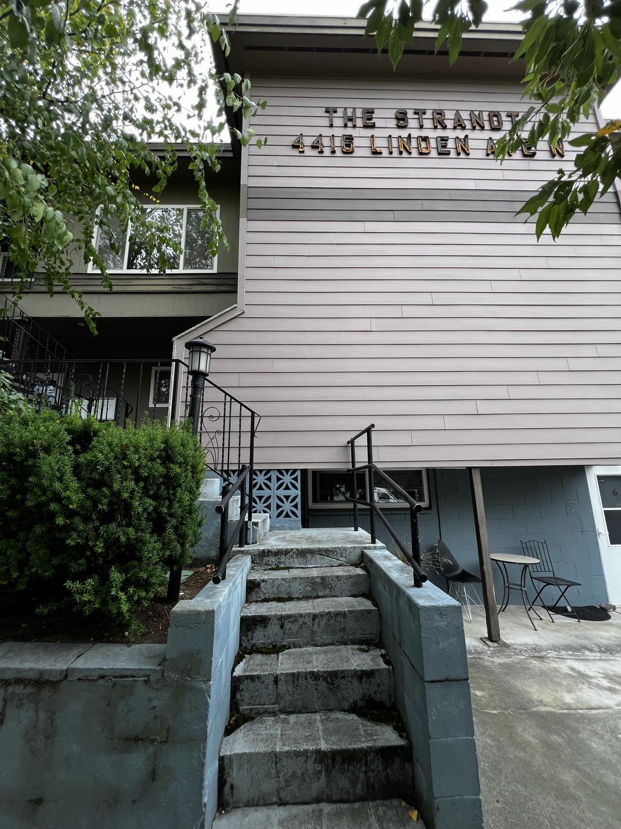 4416 Linden Ave N