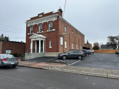 8243 S Park