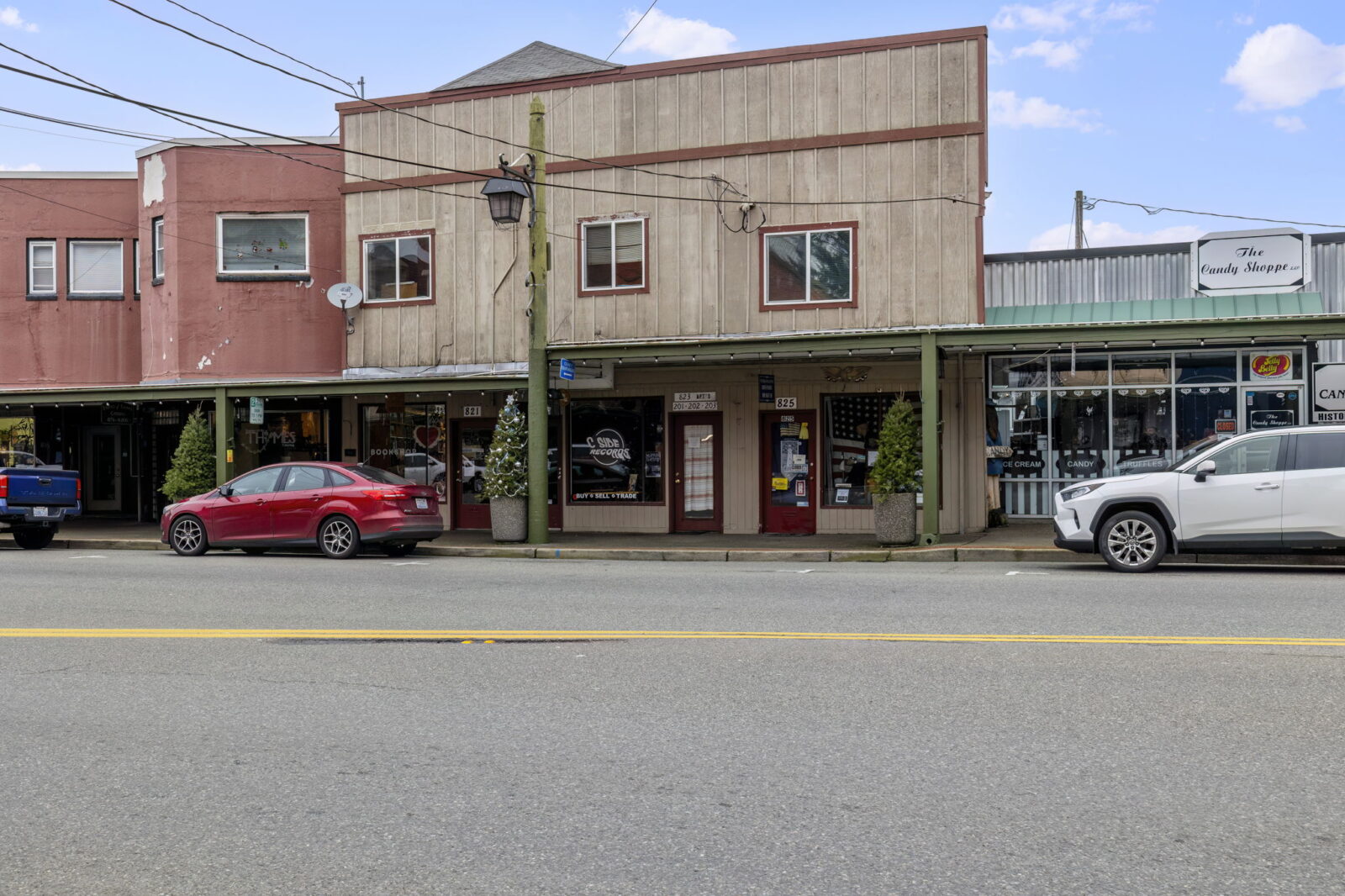 821 Bay Street