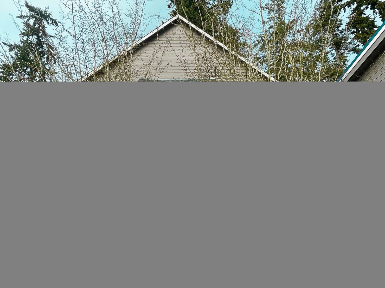 250 Madrona Way NE 110 & 220