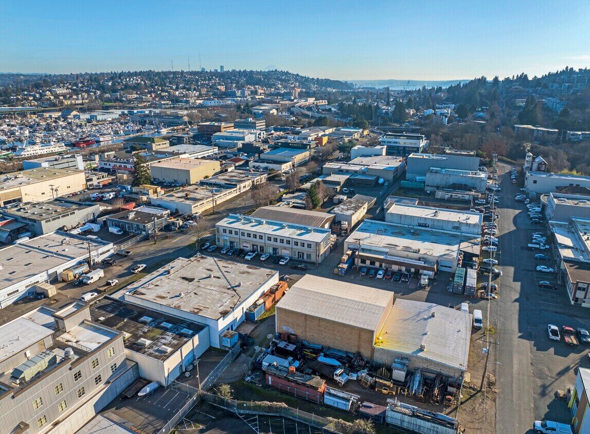 4400 24th Ave W