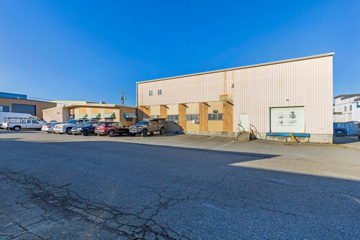 4400 24th Ave W