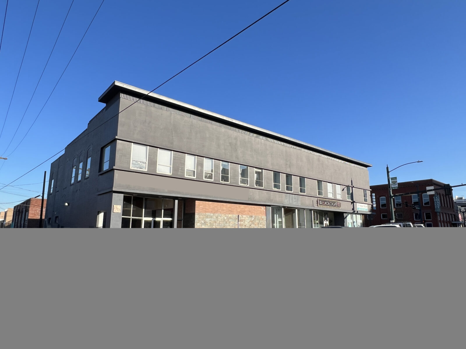 1313 Hewitt Ave