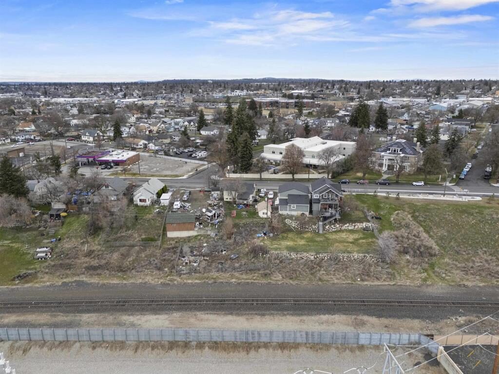 1520 E Illinois Ave
