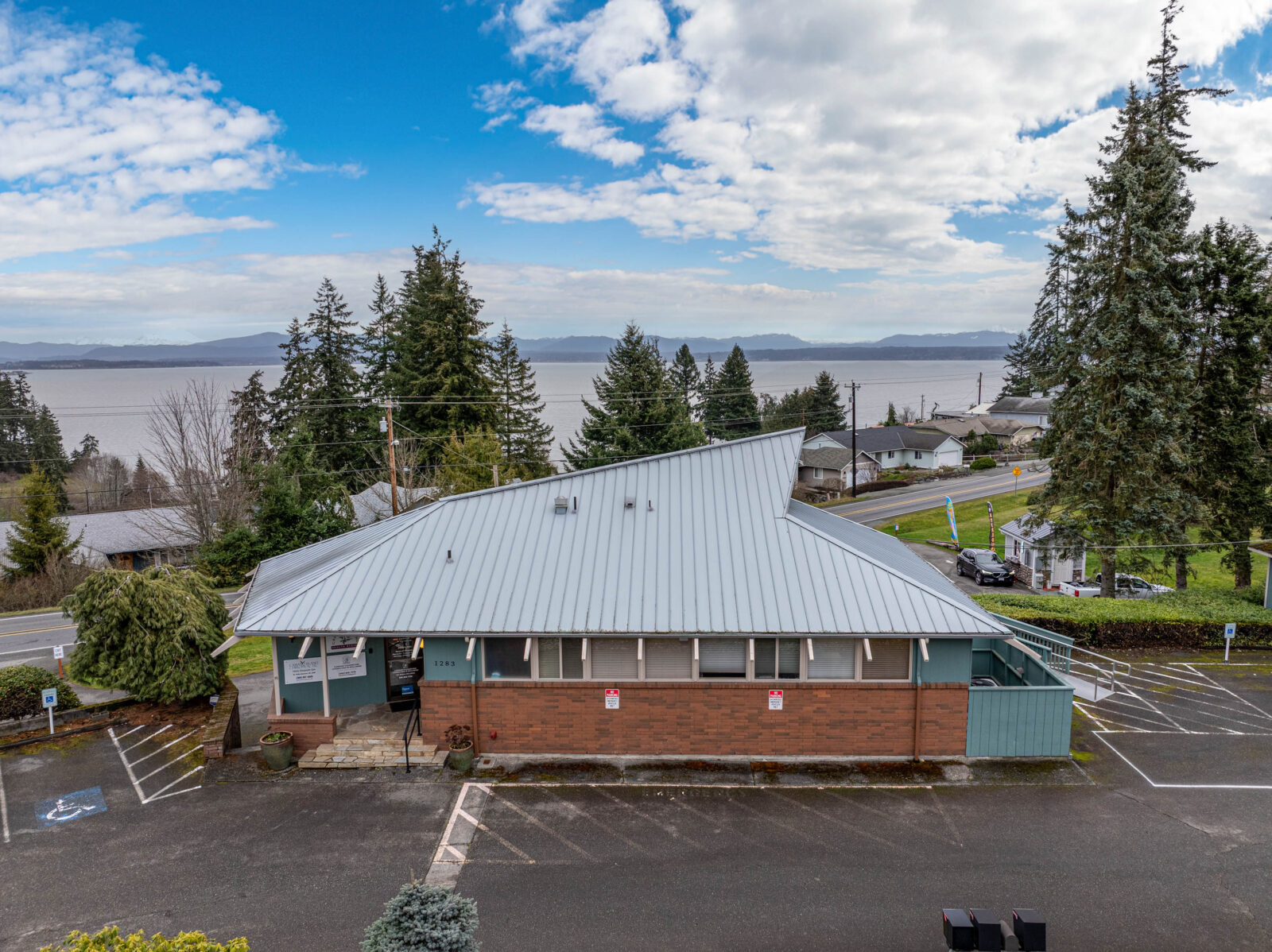 1283 Elger Bay Rd