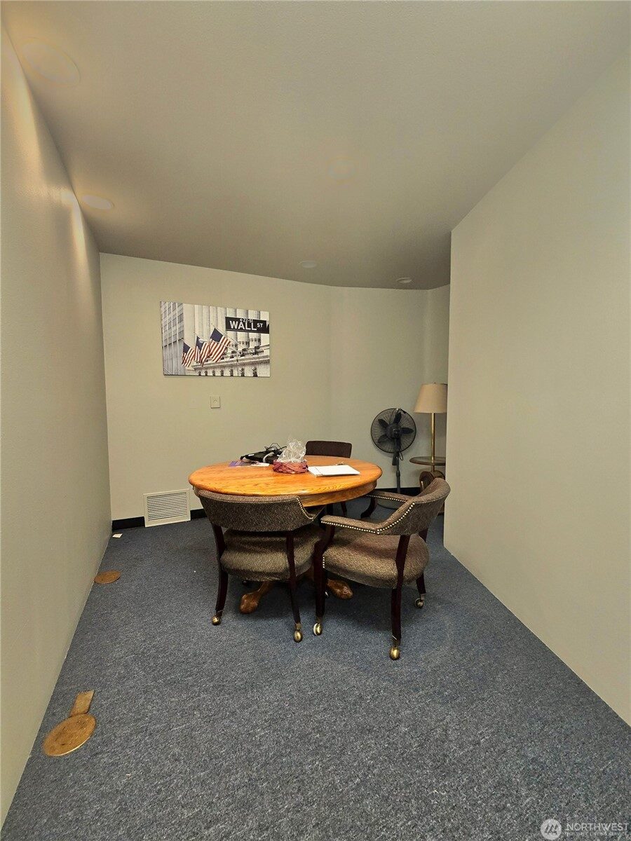 1283 Elger Bay Rd